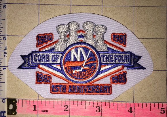NEW YORK ISLANDERS NHL HOCKEY 25TH ANNIVERSARY CORE OF THE FOUR CREST PATCH