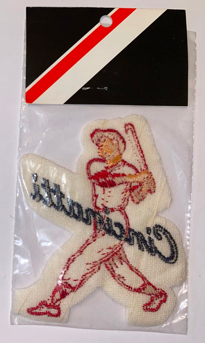 1 VINTAGE CINCINNATI REDS MLB BASEBALL 2 EMBROIDERED CREST PATCH