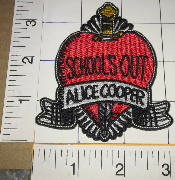 ALICE COOPER SCHOOL'S OUT ROCK MUSIC SINGER SONGWRITER CREST PATCH