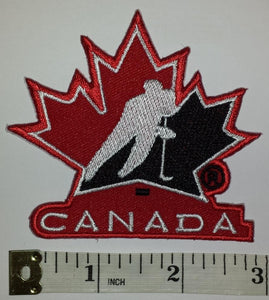 1 TEAM CANADA IIHF WORLD JUNIOR CHAMPIONSHIP HOCKEY EMBLEM CREST RED PATCH