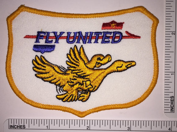 FLY UNITED AIRLINES FUNNY COMICAL CREST EMBLEM PATCH