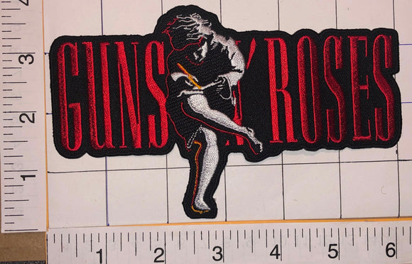 1 GUNS N' ROSES GNR USE YOUR ILLUSION 1 & 2 MUSIC CONCERT BAND CREST PATCH