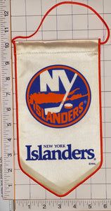1 NEW YORK ISLANDERS OFFICIALLY LICENSED NHL HOCKEY 10" PENNANT RAYON BANNER