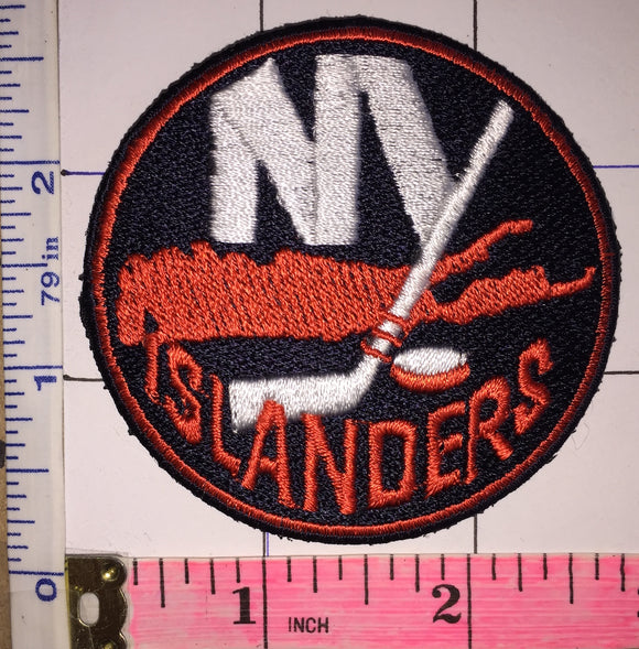 1 RARE VINTAGE NEW YORK ISLANDERS NHL HOCKEY 2.5