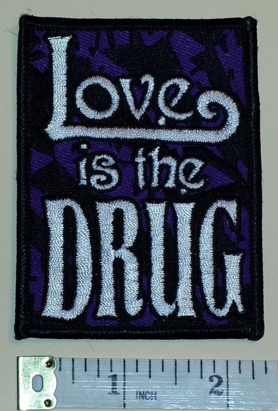 ROXY MUSIC LOVE IS THE DRUG ENGLISH ROCK MUSIC BAND CREST EMBLEM PATCH
