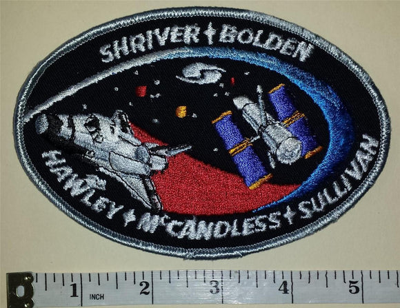 1990 NASA MISSION SPACE SHUTTLE DISCOVERY STS-31 Shriver, Bolden, Hawley PATCH