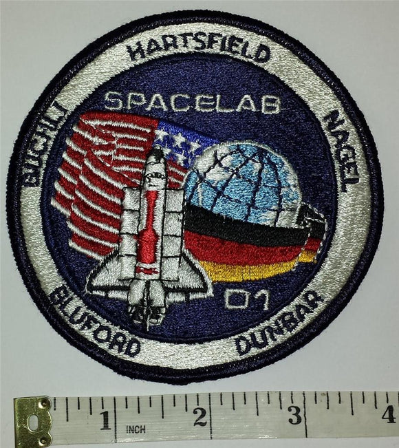 COLUNBIA SPACE SHUTTLE SPACELAB D1 MISSION Hartsfield Nagel Dunbar PATCH
