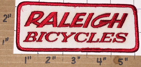 1 RALEIGH BICYCLES TOUR DE FRANCE BIKE CYCLES RACING CREST EMBLEM PATCH