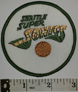 1 SEATTLE SUPERSONICS NBA ABA BASKETBALL  3" BASKETBALL CREST EMBROIDERED PATCH